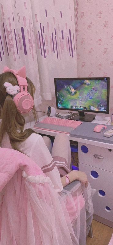 2020新年贺刊：粉色萝莉裙 - 双马尾少女赛高酱